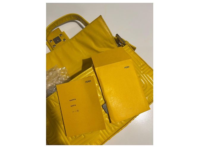 Borsa a mano Fendi Baguette in pelle gialla Giallo - vista 4