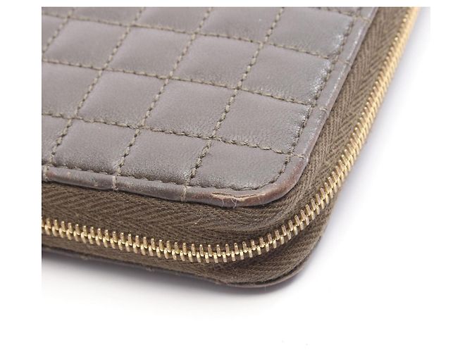 Céline Gran billetera con cremallera C Charm de Celine Caqui - vista 8