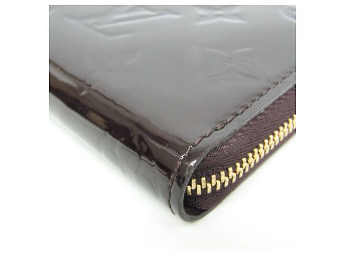 Monedero Zippy en Monogram Vernis de Louis Vuitton Burdeos - vista 5
