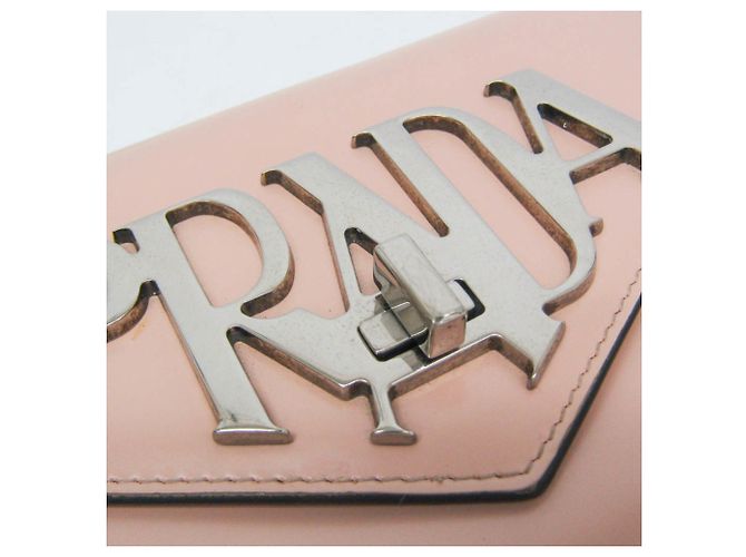 Clutch in pelle con tracolla a catena Prada Rosa - vista 7
