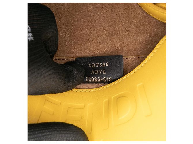 Borsa a tracolla Moonlight in pelle gialla Fendi Giallo - vista 6