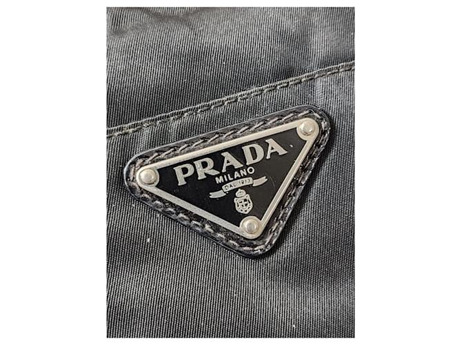 Borsa a Spalla in Nylon e Pelle Prada Nera Nero - vista 11