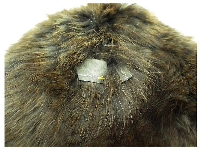 NUEVO GORRO FENDI DE PIEL DE ZORRO MARRÓN Castaño - vista 7
