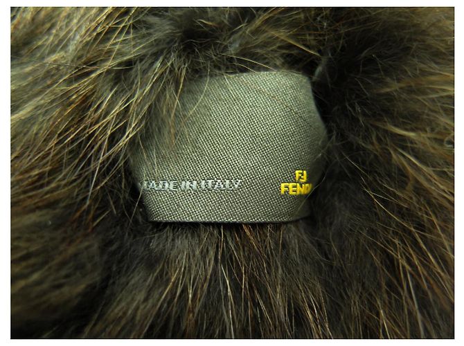 NUEVO GORRO FENDI DE PIEL DE ZORRO MARRÓN Castaño - vista 8