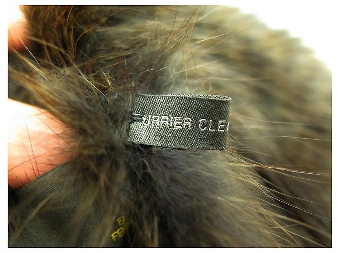 NUEVO GORRO FENDI DE PIEL DE ZORRO MARRÓN Castaño - vista 9