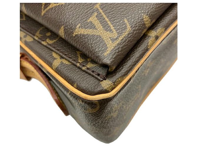 Borsa a Spalla Monogram Viva Cite MM di Louis Vuitton Monogramma - vista 7