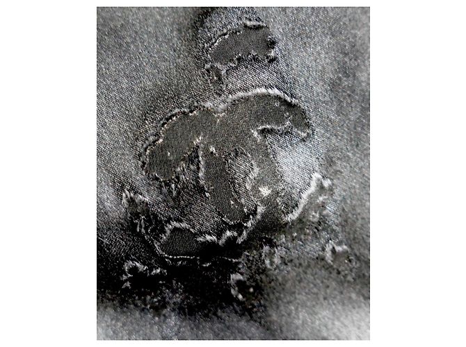 Grau CC Logo Devore Kristall Haltertop Chanel Pre Fall 2022 - Ansicht 4