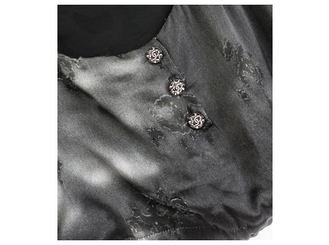 Grau CC Logo Devore Kristall Haltertop Chanel Pre Fall 2022 - Ansicht 6