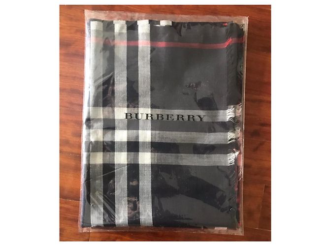 Stola Burberry in lana e seta nera Nero - vista 10