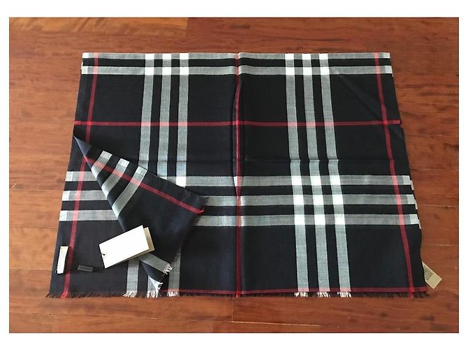 Stola Burberry in lana e seta nera Nero - vista 4