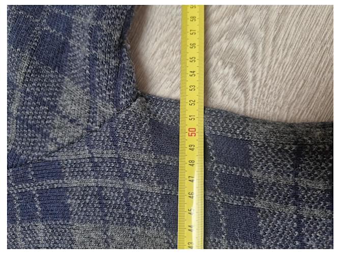 Sandro Karomuster Pullover aus Wolle und Kaschmir V-Ausschnitt Marineblau Dunkelgrün - Ansicht 9