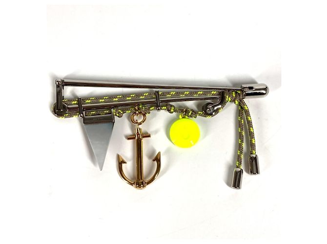 Spilla Pin Logo LV in corda Louis Vuitton Argento Giallo - vista 5