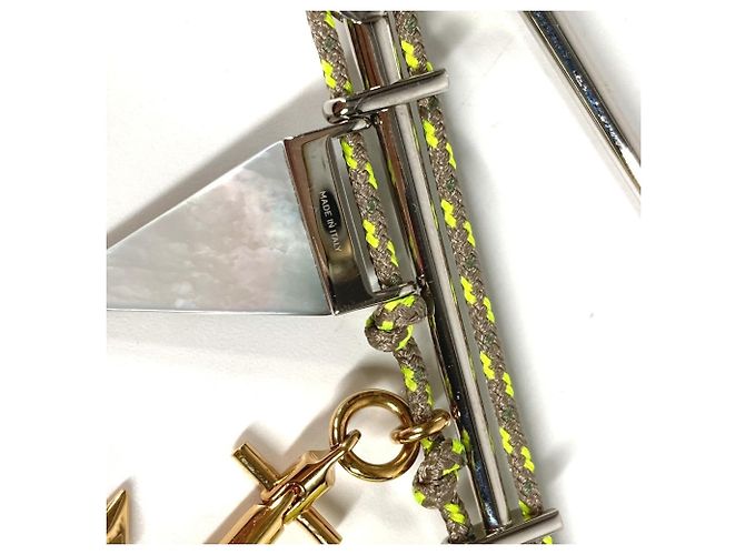 Spilla Pin Logo LV in corda Louis Vuitton Argento Giallo - vista 8