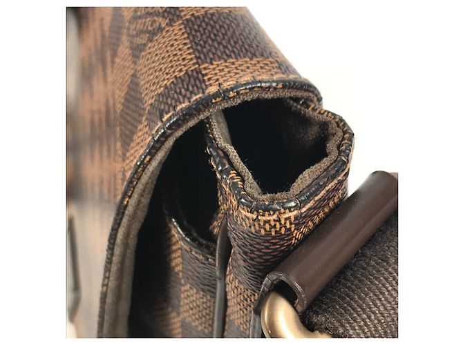 Borsa a spalla Louis Vuitton Damier District PM con patta Marrone Damier ebene - vista 11