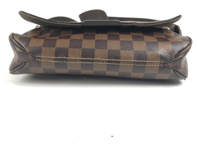 Borsa a spalla Louis Vuitton Damier District PM con patta Marrone Damier ebene - vista 5