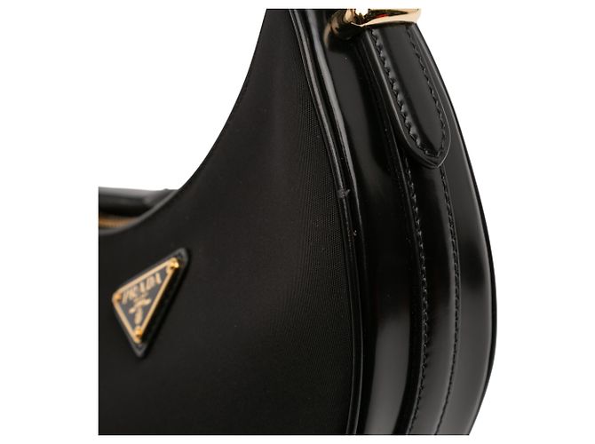 Bolso Arque pequeño de Re Nylon y cuero negro de Prada - vista 8