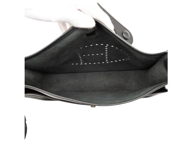 Evelyne Hermès Évelyne II 29 en Epsom noir - vue 4