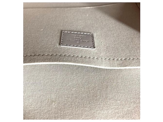 Louis Vuitton Epi Croisette GM Schultertasche Lila - Ansicht 14