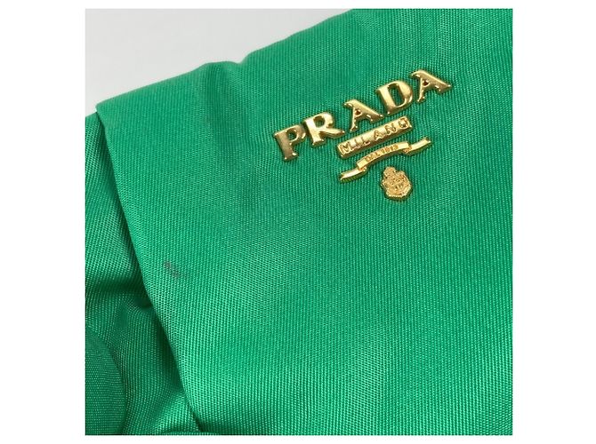 Pochette per trucco in nylon verde Prada - vista 12