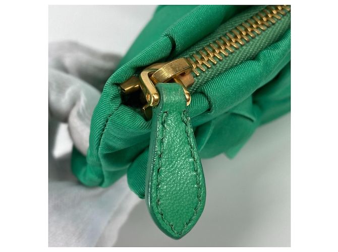 Pochette per trucco in nylon verde Prada - vista 8