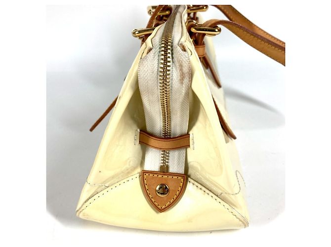 Borsa a Spalla Rosewood Avenue in Monogram Vernis Louis Vuitton Bianco - vista 5