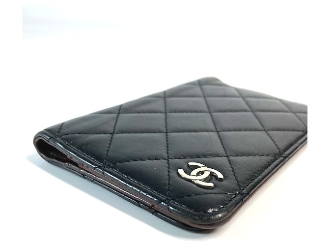 Capa de passaporte acolchoada com logo CC da Chanel Preto - vista 5
