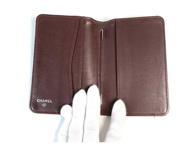 Capa de passaporte acolchoada com logo CC da Chanel Preto - vista 8