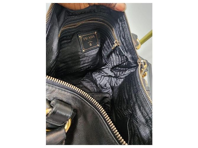 Borsa a mano in pelle di vitello morbida Prada iridescente - vista 6