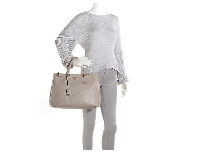 PRADA Große Doppelreißverschluss Tote Bag Saffiano Lux Bicolor Beige - Ansicht 10