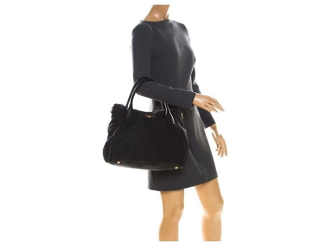 Borsa tote Prada in nylon e pelle nera Nero - vista 12
