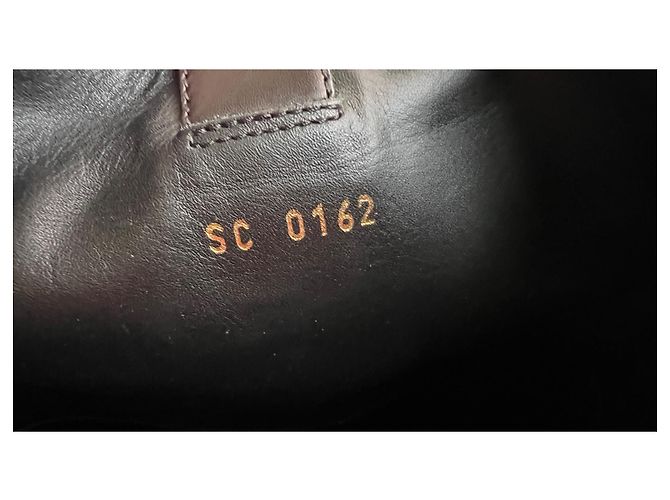Louis Vuitton Lederstiefel mit hohem Absatz Schwarz - Ansicht 9
