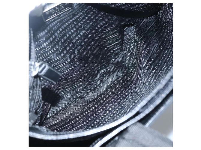 Tote Prada City Sport Bucket Soft Calf Medium Preto - vista 5