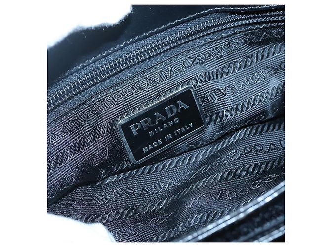 Tote Prada City Sport Bucket Soft Calf Medium Preto - vista 6
