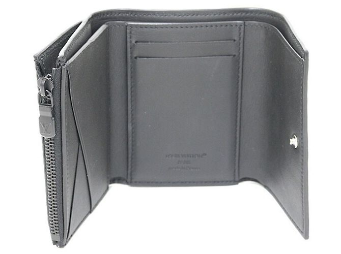Billetera Victor Louis Vuitton en cuero Monogram Shadow Negro - vista 3