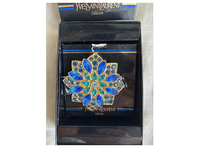 Spilla Yves Saint Laurent metallo dorato cristalli blu e verdi D'oro Verde - vista 3