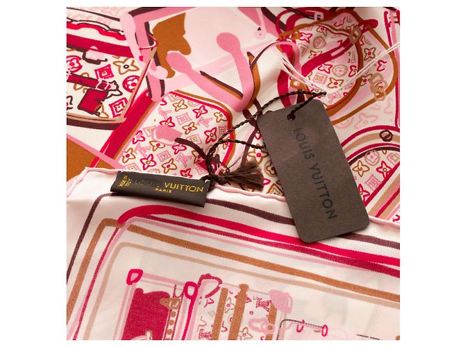 Accessorio LOUIS VUITTON in Seta Rosa - 1030909441 - vista 4
