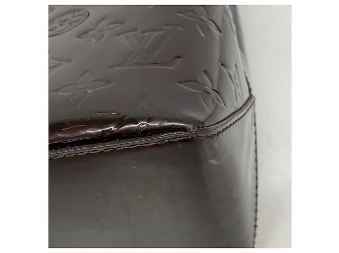 Borsa Tote Vernis Wilshire MM di Louis Vuitton Bordò - vista 6