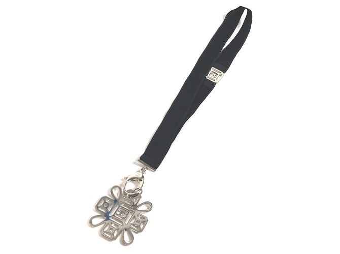Collana in strass Chanel CC Coco Mark Nero - vista 2