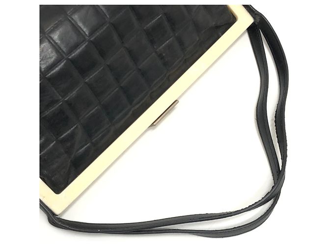 Borsa Chanel Chocolate Bar con il marchio Coco Nero - vista 9