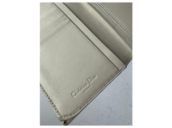 Vintage Dior CD Leather Wallet White - view 5