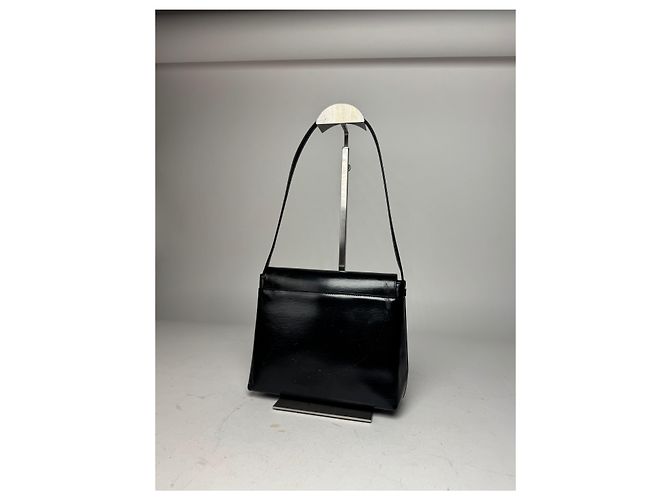 Vintage Givenchy Handtasche aus lackiertem Leder schwarz - Ansicht 9