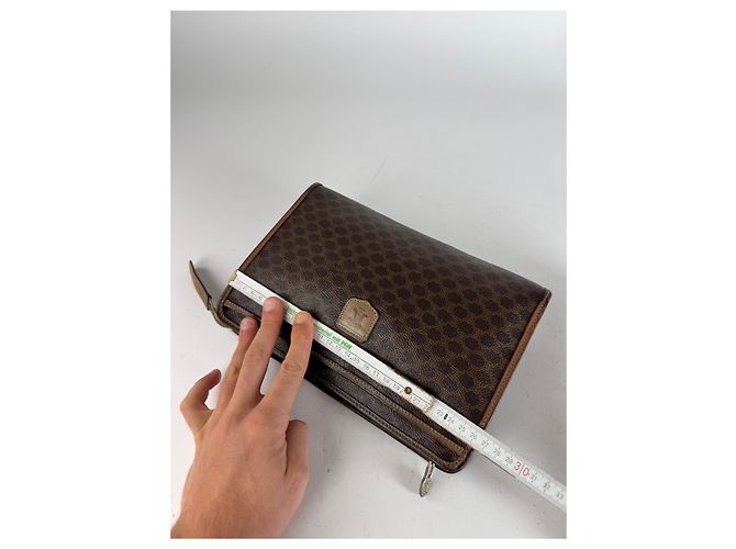 Triomphe Céline Clutch in pelle monogramma vintage Celine marrone - vista 11