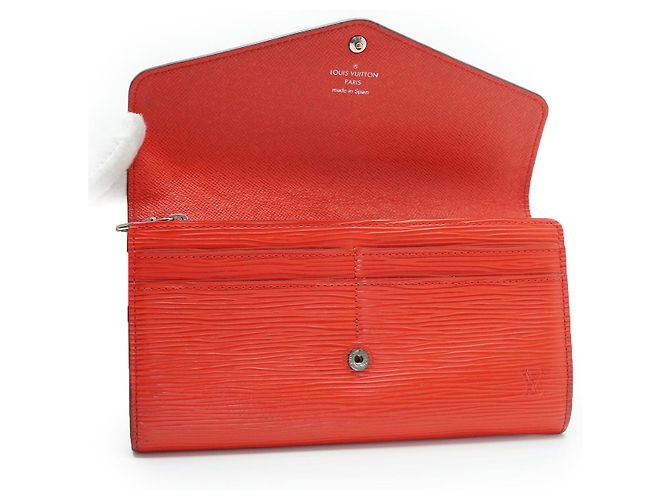 Louis Vuitton Cartera Larga Epi Sarah Coquelicot Roja - vista 9
