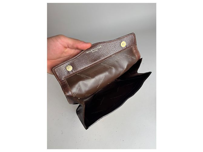 Clutch Mini in Pelle Monogramma BB Vintage Balenciaga Marrone - vista 3