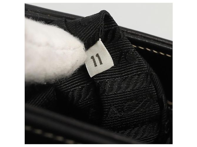 Prada Vintage Umhängetasche aus Leder Schwarz - Ansicht 7