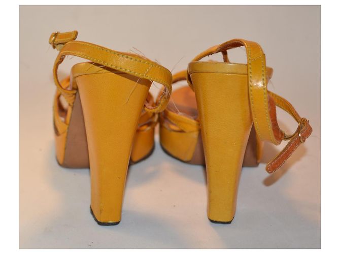 Sandali Casadei in pelle gialli Giallo - vista 3