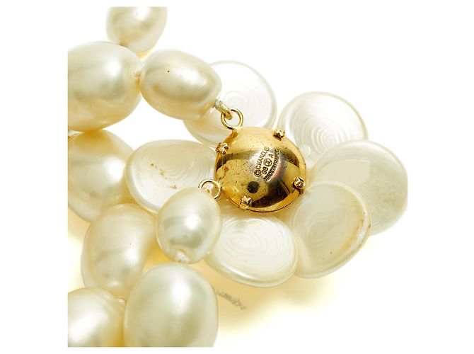 Collana Choker in Perle Fancy e Camelia Gripoix 1998 di Chanel D'oro - vista 5