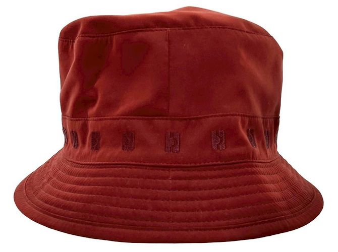 Roter Bucket Hat von Hermès - Ansicht 4