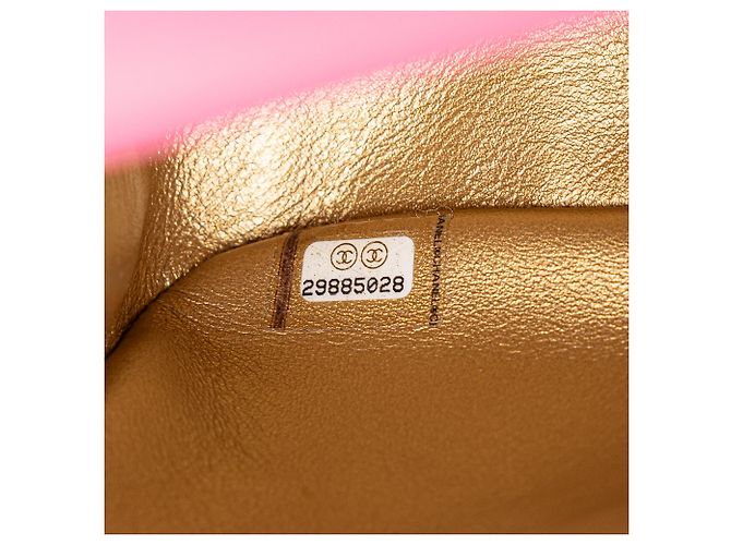 Chanel Mini Quadrado Rosa Clássico em Couro de Cordeiro com Pérolas e Fecho Simples - vista 7