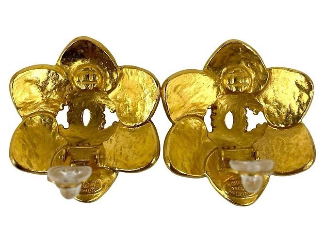 Orecchini a clip vintage Chanel con motivo Coco Mark D'oro - vista 5